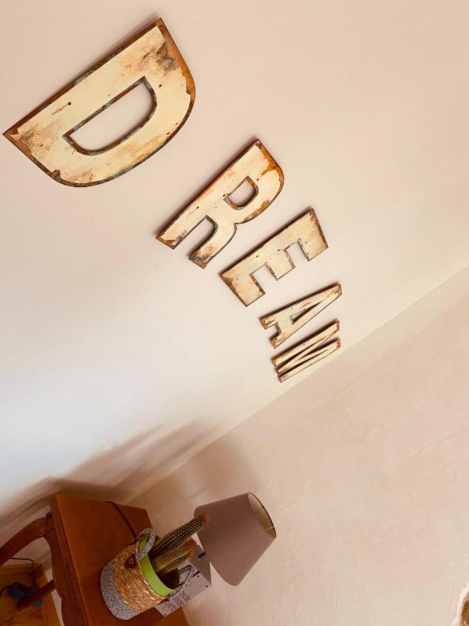 Chambres D'Hotes Domaine Saint-Joly Lasbordes Bagian luar foto